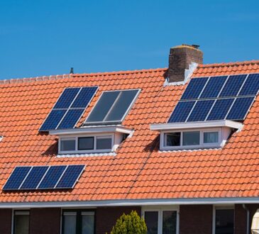 Wat er komt kijken bij zonnepanelen installeren