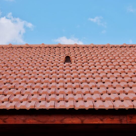 Checklist: is jouw dak klaar voor de zomerse hoosbuien?